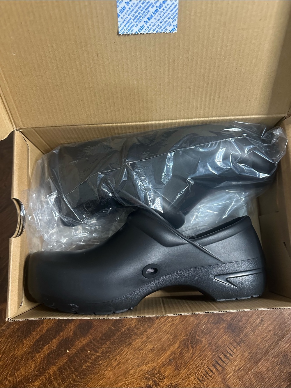 Anywear Black Slip-On Work Clogs unisex (brand new)